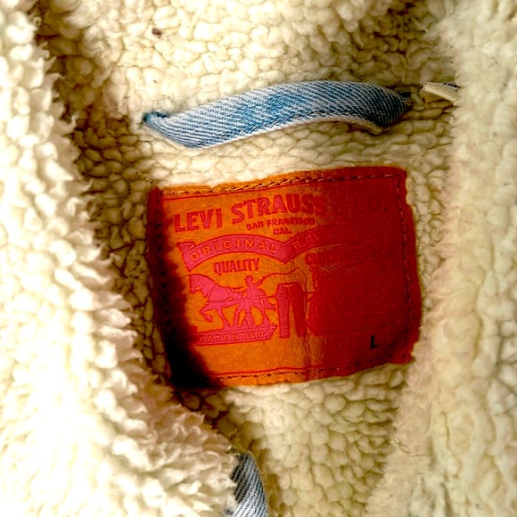 💎Levi’s💎Shearling Trucker Jean Jacket - Picture 10 of 16